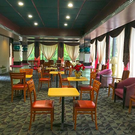 Budgetel Inn And Suites Birmingham Buitenkant foto